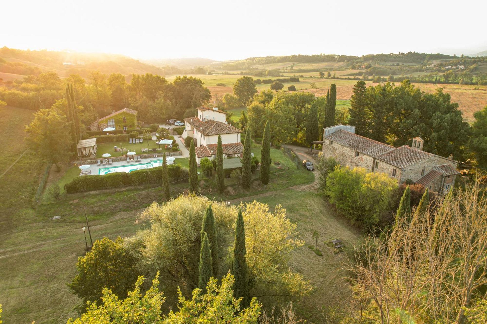 Borgo Santa Maria In Valle *