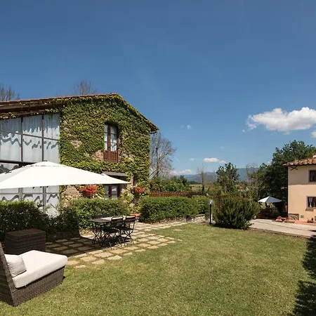 Borgo Santa Maria In Valle Laterina Exterior photo